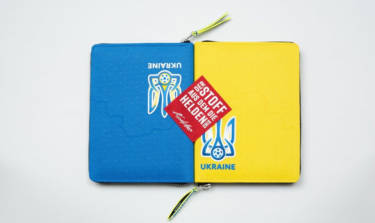 ukraine-notizbuch-blau-gelb-trikot-armband-wladimir-klitschko